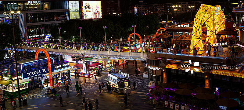 太阳城的夜景图片素材