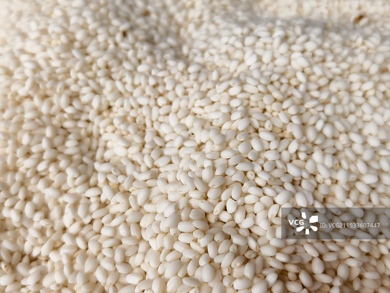 在市场摊位销售的糯米的全帧特写镜头图片素材