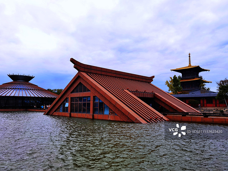 水下建筑&三重塔之奇图片素材