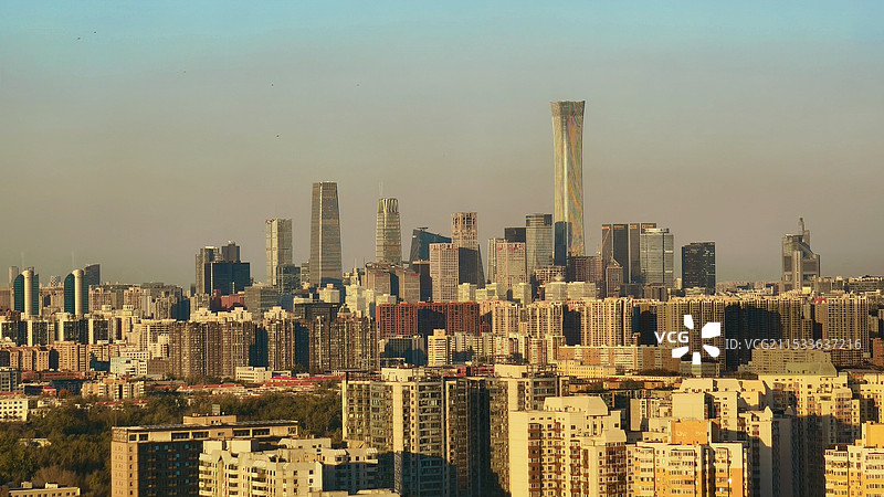 夕阳映照下的北京CBD图片素材