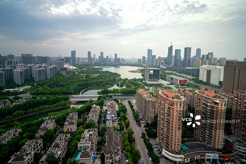 合肥政务区，天鹅湖畔风光图片素材