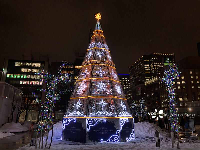 日本北海道札幌车站夜景图片素材