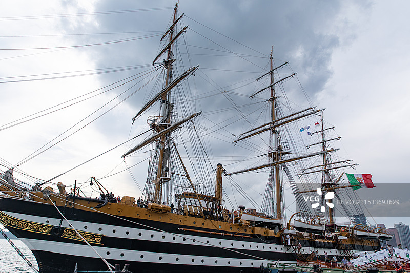 亚美利哥韦斯普奇号古帆船图片素材