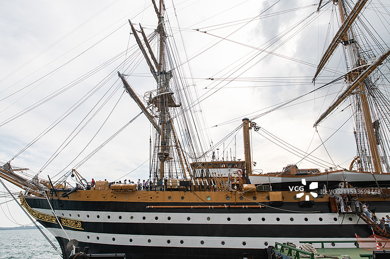 亚美利哥韦斯普奇号古帆船图片素材