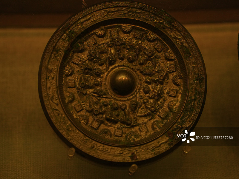 洛阳洛阳博物馆汉代铜镜图片素材