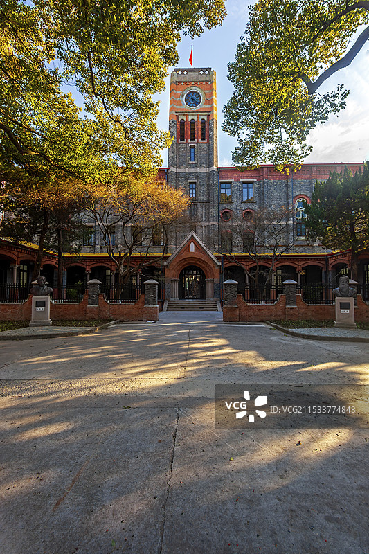 苏州大学钟楼图片素材