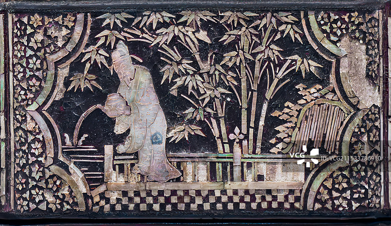 国家一级文物，明代漆器，黑漆螺钿二十四孝图八角幢盒，香港爱国企业家曹其镛捐赠，浙江省博物馆之江馆区图片素材