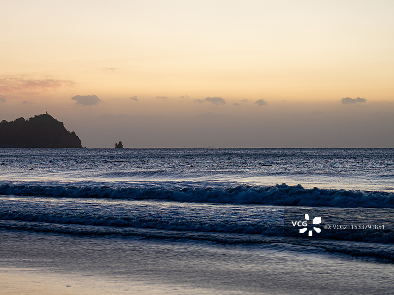青岛石老人日出晨曦图片素材
