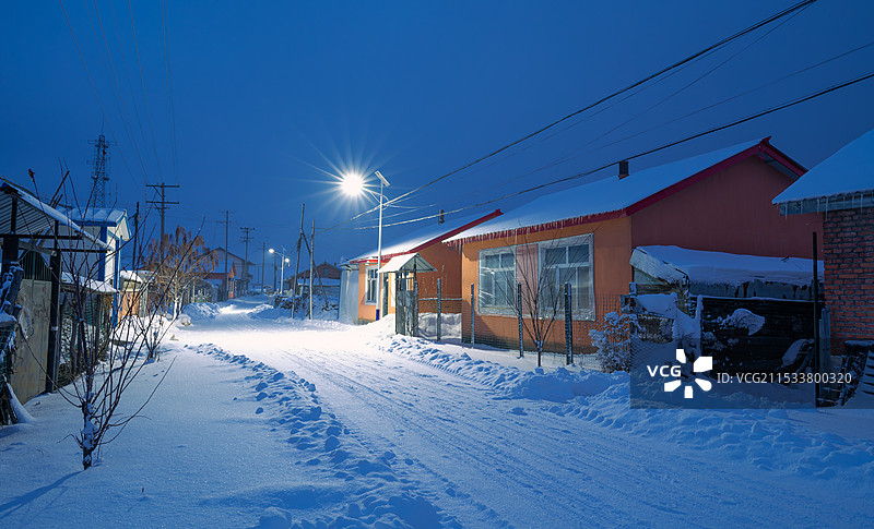 小村雪夜图片素材