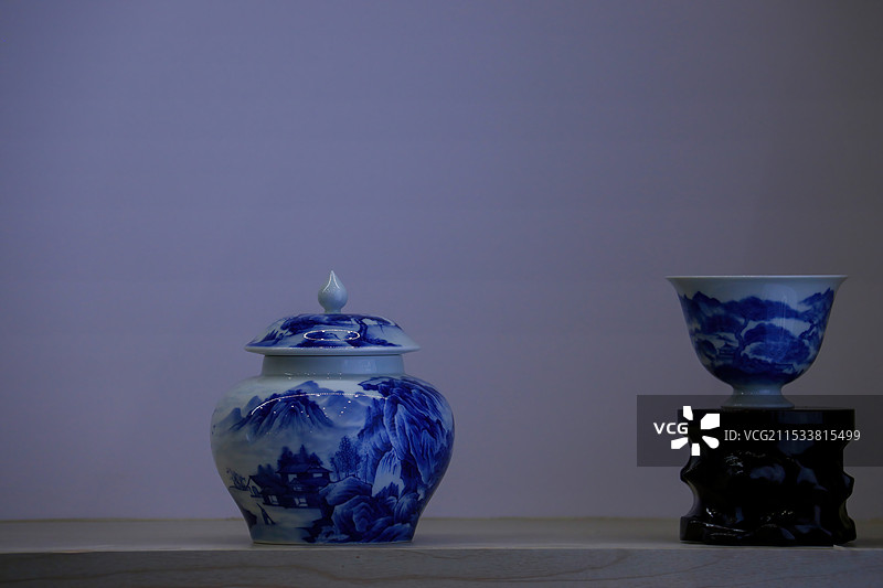 非遗景德镇青花瓷器图片素材