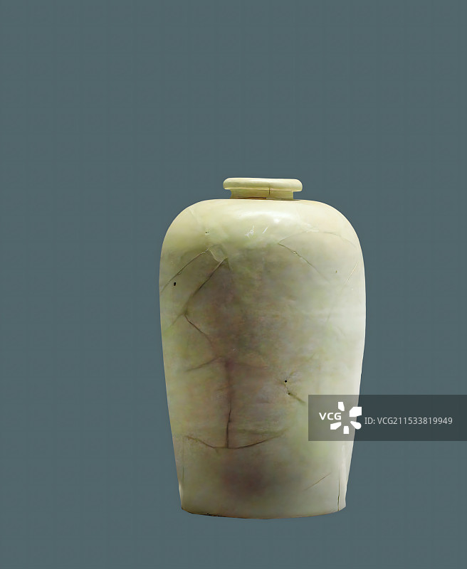 清代，白釉瓷器，三足尊，瓷罐图片素材