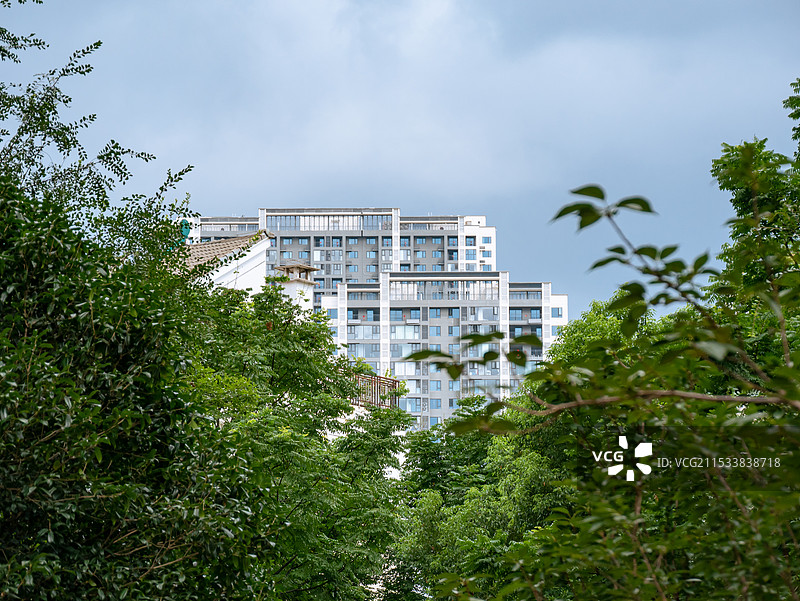 东湖片段武汉建筑夕阳剪影图片素材