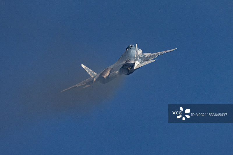 2024 珠海航展 Su 57 飞行表演图片素材