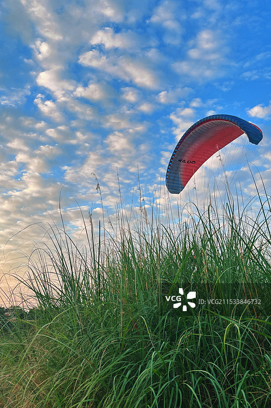 滑翔伞图片素材