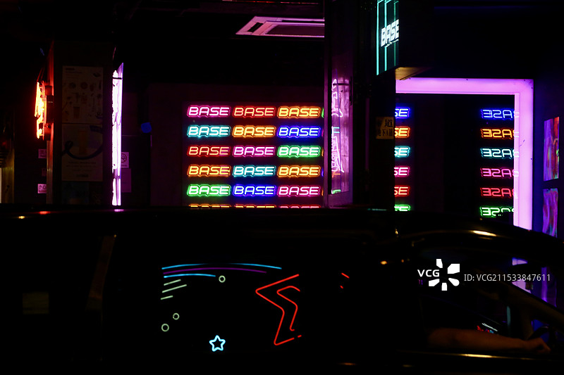 霓虹夜色图片素材