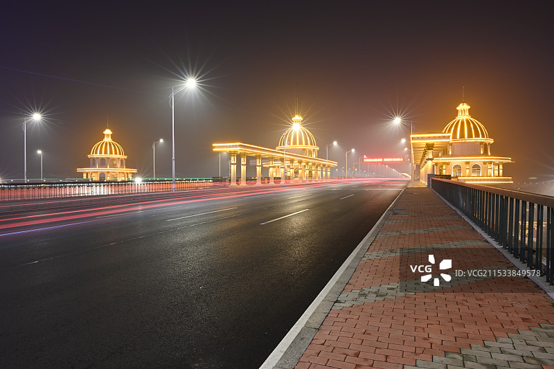 哈尔滨 松花江 公路大桥 城市夜景图片素材