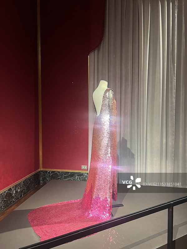 意大利佛罗伦萨皮蒂宫内美第奇家族服饰展图片素材