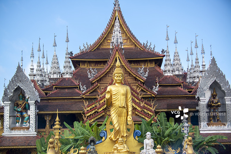 总佛寺中的佛像和寺庙图片素材