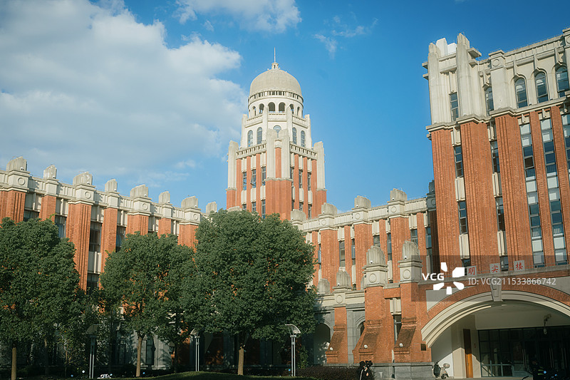 华东政法大学校园风光图片素材