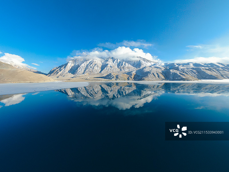 克孜勒苏柯尔克孜阿克陶县白沙山-白沙湖图片素材