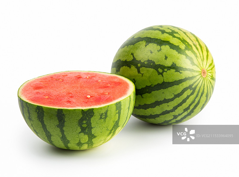 新鲜的金津麒麟西瓜孤立在白色背景上图片素材
