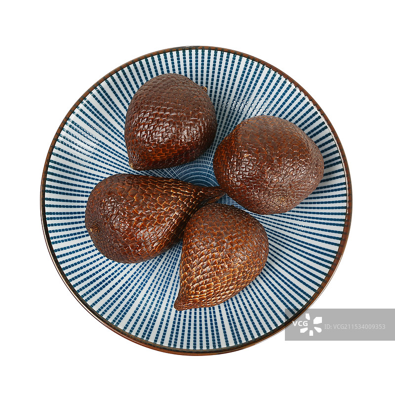 新鲜的蛇皮果蛇鳞果孤立在白色背景上图片素材