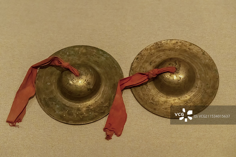 湖北省宜昌市宜昌博物馆“风情三峡”展：铜镲（近现代，2018年远安县洋坪镇征集）图片素材
