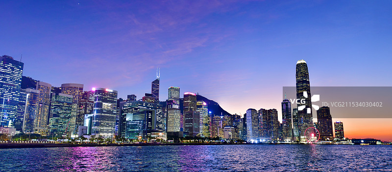 香港特别行政区核心区域维多利亚港夜景图片素材