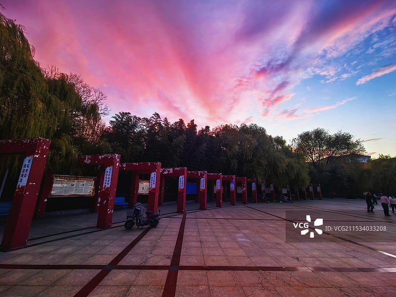 朝霞满天图片素材