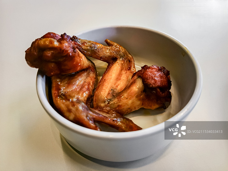 奥尔良烤全翅图片素材