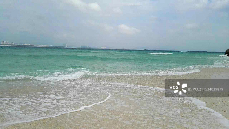 三亚蓝色的大海图片素材