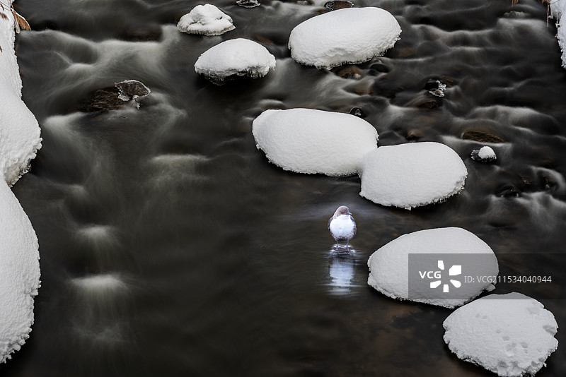 暗流涌动图片素材