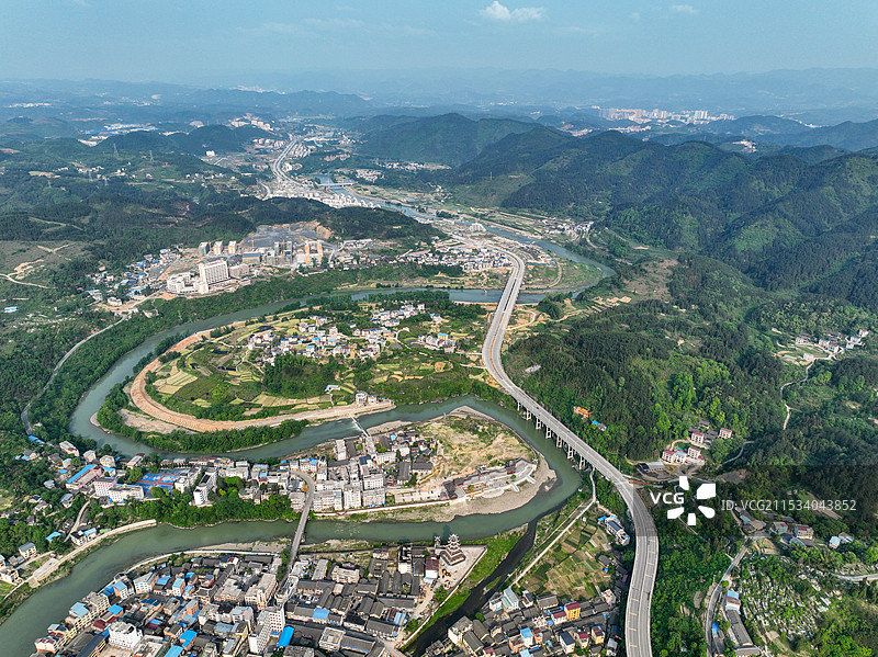 贵州省黔东南州岑巩县思旸镇，龙江河形似太极图图片素材