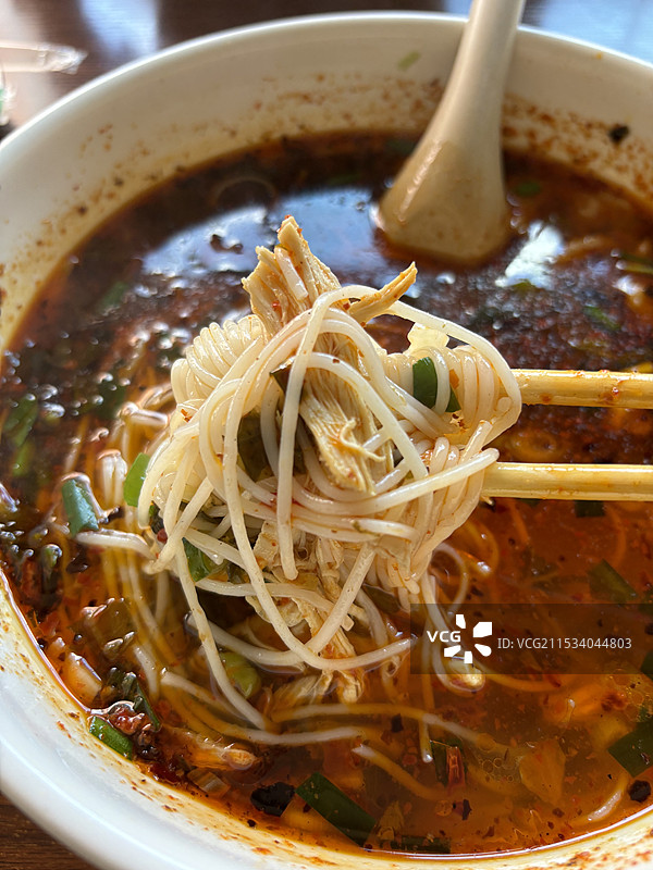 鸡肉米线图片素材