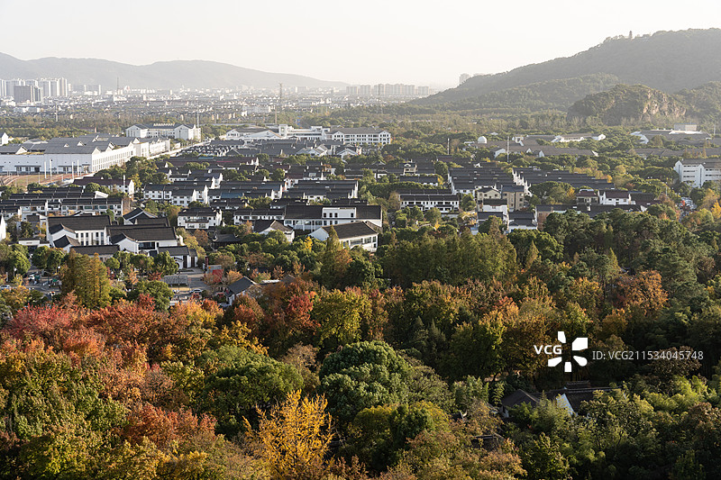 苏州天平山山顶俯瞰吴中区城市图片素材