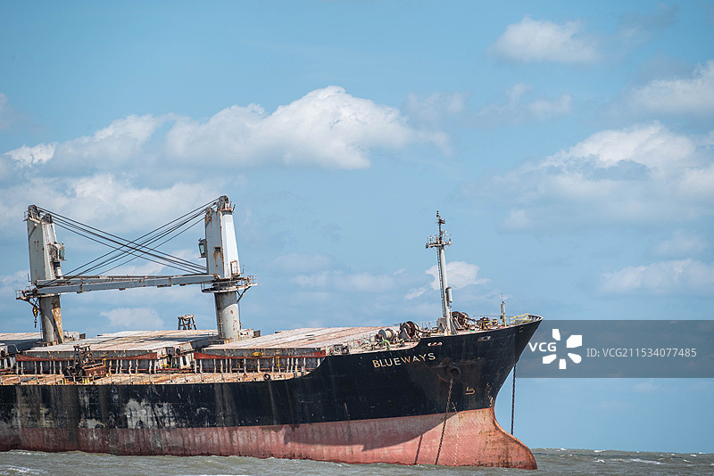 威海 搁浅的布鲁维斯号图片素材
