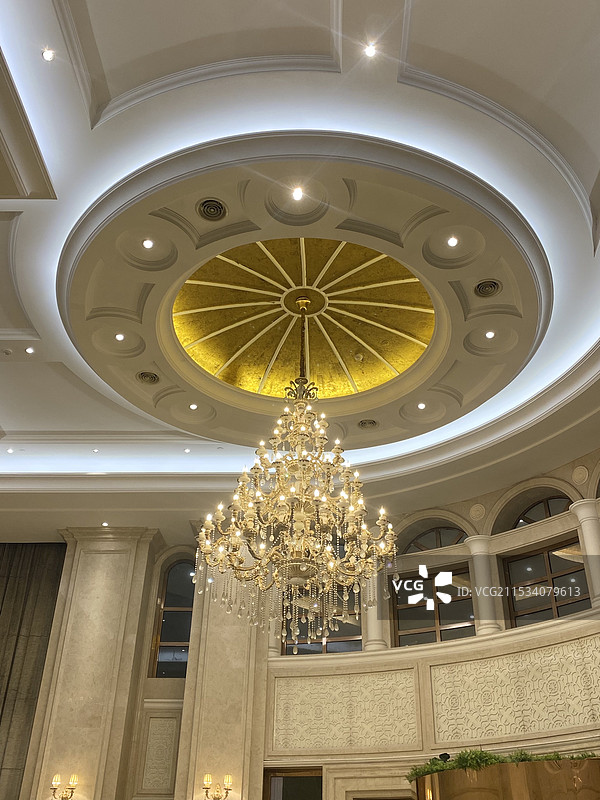 酒店大堂吊灯图片素材
