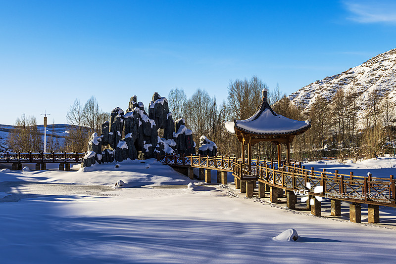 焉支山雪景图片素材