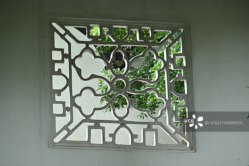 苏州沧浪亭的花窗图片素材