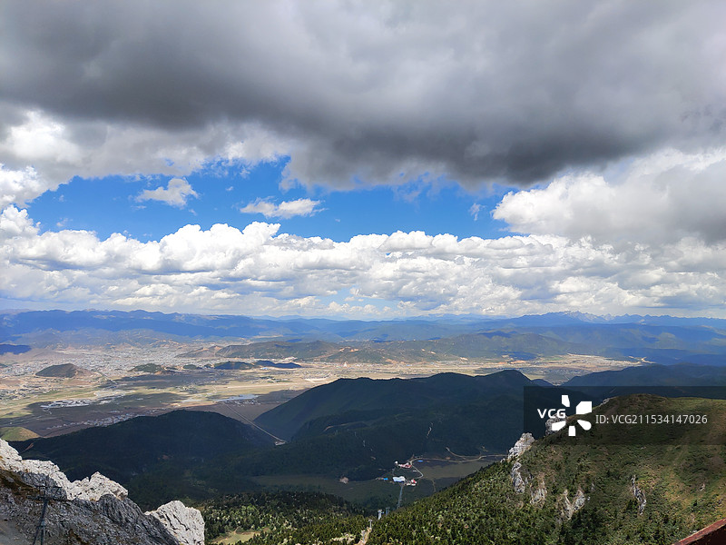 石卡雪山顶的风景图片素材