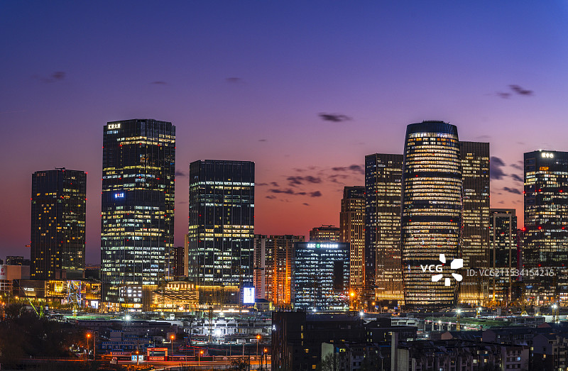 北京市丰台区高视角瞰丽泽商务区高清夜景内透风光图片素材