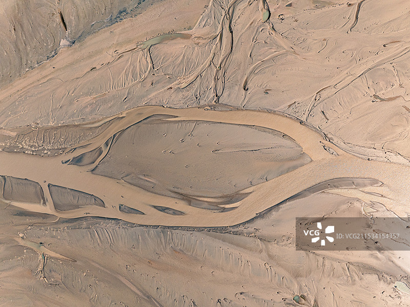 陕西省渭南市潼关县黄河风景区黄河河滩水流痕迹纹理图片素材