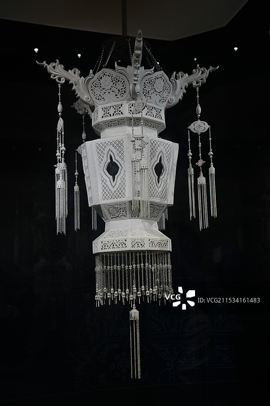 醴陵博物馆里丰富多彩的陶瓷器物图片素材