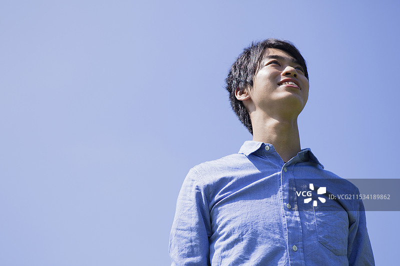 清新的年轻人图片素材