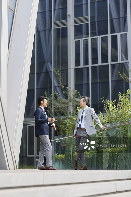 商务人士聊天图片素材