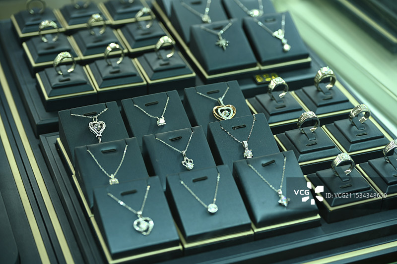 珠宝首饰柜台图片素材