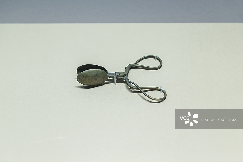 火钳 民国时期 北京首都博物馆 “岁华纪胜—老北京民俗展”图片素材