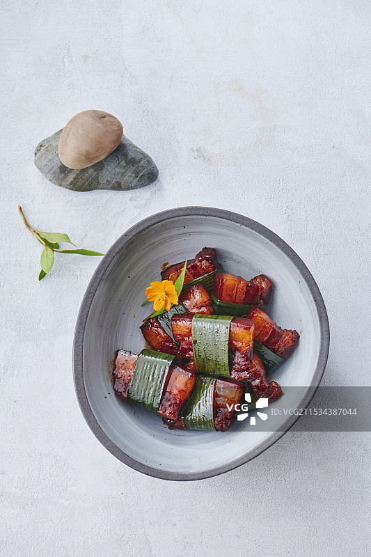 中餐传统美食 粽香红烧肉图片素材