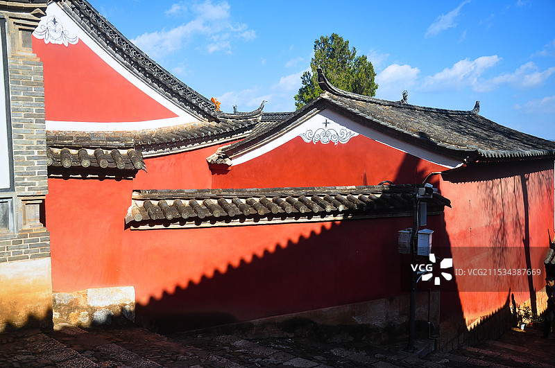 云南通海文庙的红色古建筑图片素材