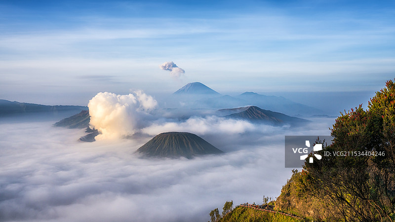 印度尼西亚爪哇岛东部布罗莫火山图片素材